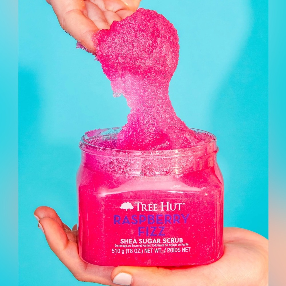 Tree Hut Raspberry Fizz Sugar Scrub - Picture 3 of 3